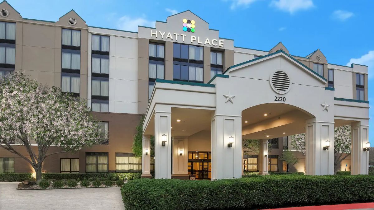 Hyatt-Place-Dallas-Grapevine-P004-Exterior.16x9_2410AD82-BEE2-E08D-663263257A327ACC-2410a93cbd50a07_2410bca8-d516-0c3f-647a654e6f7c56d3