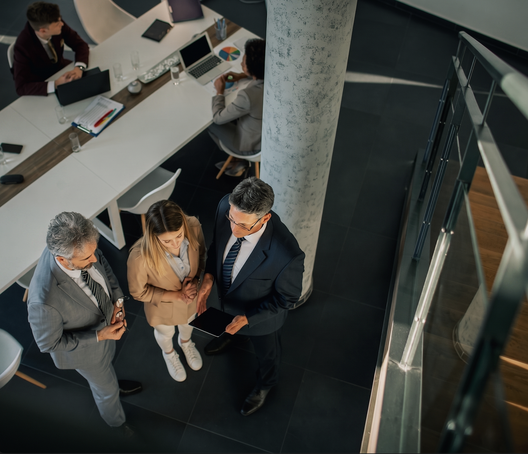 How to Improve Communication with Key Investors
